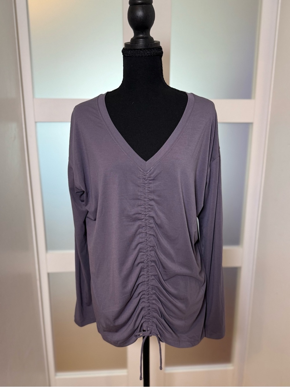 Athleta Light Purple Crossover Ruched Long Sleeve Top, Size Medium.